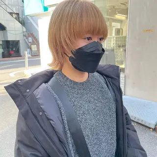 ミディアム カラー 渡部凌我 小顔ウルフ ハイトーンカラーのヘアスタイル