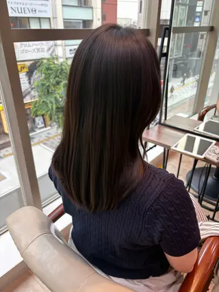 セミロング カラー 新宿|透明感・艶カラ ー|顔周り特化🌷のヘアスタイル