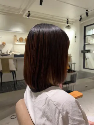 ミディアム UNBIRTHDAY amiのヘアスタイル
