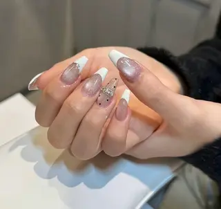 ネイル Luna Gladeのネイルデザイン