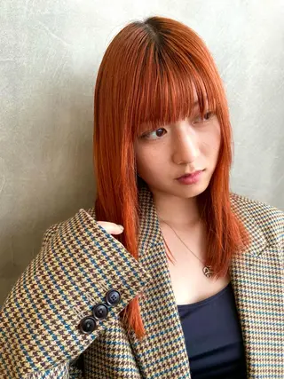 セミロング カラー ショート/ウルフ ハイトーン/カイセイのヘアスタイル