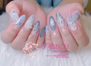 ネイル Luna ri..のネイルデザイン
