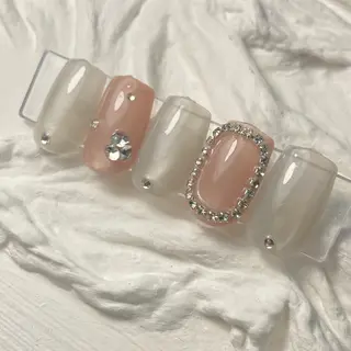 ネイル Legit nail salonのネイルデザイン