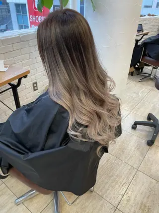 ロング 國生 香織のヘアスタイル