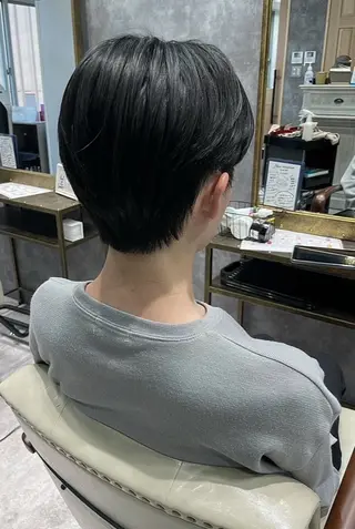 メンズ ニュアンスパーマ🌀 毛流れ🩶イザベラのヘアスタイル