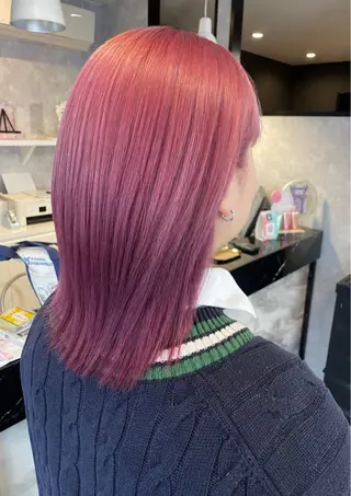 ミディアム カラー  ︎︎ 寧音のヘアスタイル