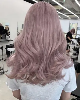 カラー 高橋 采江のヘアスタイル