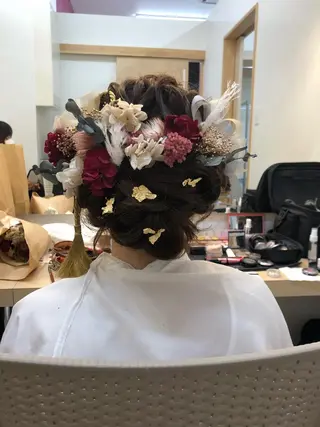 ヘアアレンジ HempBeauty 浅野アサミのヘアスタイル