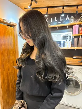 ロング カラー ヘアアレンジ 🧸艶々韓国ヘア 🧁mizunaのヘアスタイル