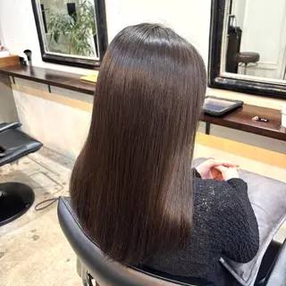 セミロング カラー 艶髪‎カラー🤍 RIKAのヘアスタイル