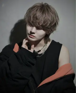 カラー メンズ 今田 晃のヘアスタイル