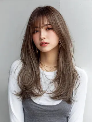 ロング カラー 韓国×艶ハイトーンが かわいい✨️リオ🍒のヘアスタイル