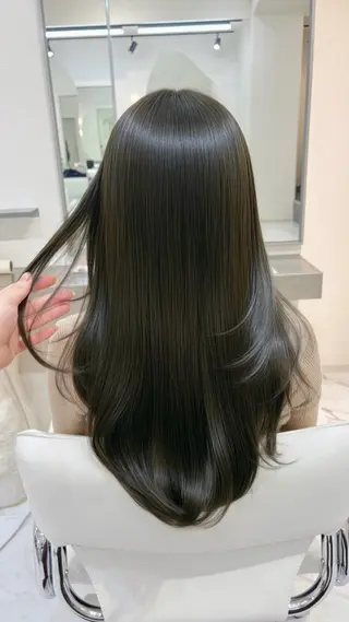ロング カラー パーマ TOMO/ブリーチ 無しオリーブのヘアスタイル