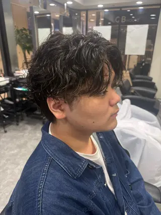 メンズ 本田 有里のヘアスタイル