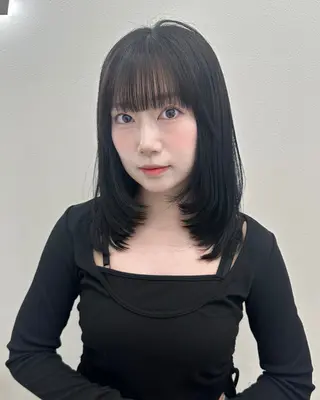 ミディアム カラー ヘアアレンジ 大人っぽ中韓レディ ヘア🤍MAOのヘアスタイル