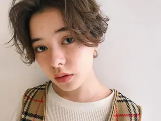 ショート パーマ ヘアアレンジ 松田 亮葉のヘアスタイル
