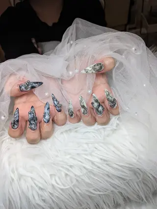 ネイル Queen Nail 研修生のネイルデザイン