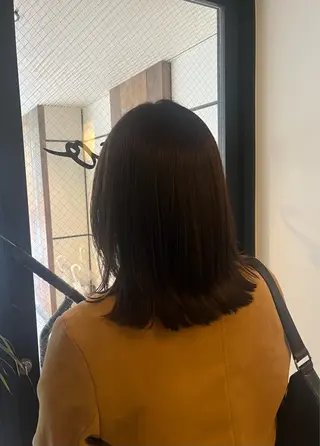 ミディアム 山本 彩香のヘアスタイル