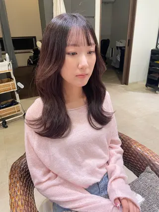 ロング 横田 愛梨のヘアスタイル