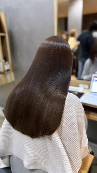 カラー Inity   森 千尋のヘアスタイル