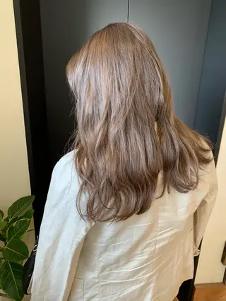 ロング 柔らかな縮毛矯正 透明感カラー💫のヘアスタイル