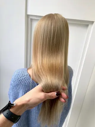 カラー ミルクティー・透明感 🏹REN🏹のヘアスタイル