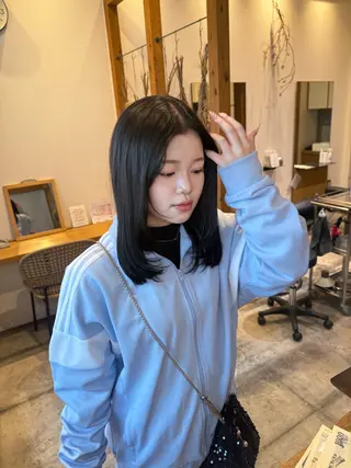 セミロング カラー 🤍江坂 ハヤシアヤナ🤍のヘアスタイル