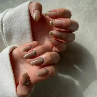 ネイル ネイルサロン Emmy  Zolaのネイルデザイン