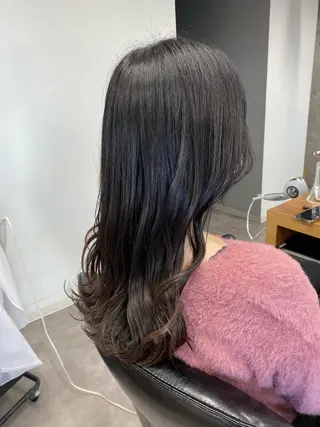 セミロング ショート･ウルフ✂︎ 安住有咲子のヘアスタイル