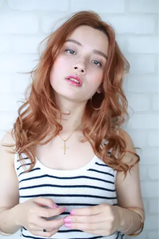 セミロング パーマ ヘアアレンジ メンズ キッズ ネイル マツエク・マツパ premier modelsのヘアスタイル