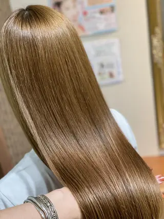 ロング カラー ハイトーン得意😍 Lumiereのヘアスタイル