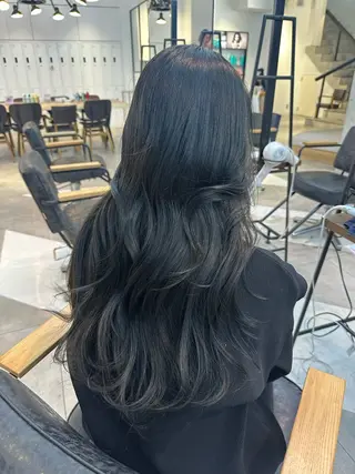ロング 韓国ヘアメンズ・レデ ィース特化ミクのヘアスタイル