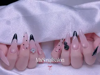 ネイル MxS リィリィのネイルデザイン