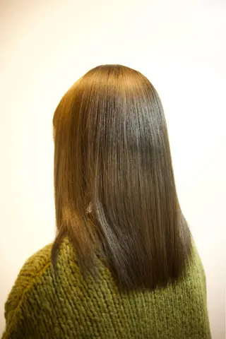 ミディアム 髪質改善カラー メテオ 晟之介のヘアスタイル