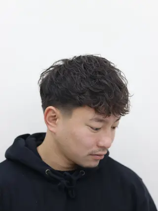 ショート パーマ メンズ 滝川 大喜のヘアスタイル