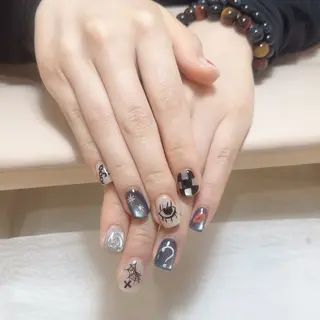 ネイル MoonNail ユリ🌸のネイルデザイン