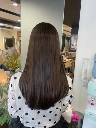ロング カラー ハイトーン/レイヤー 似合わせ・ユキノのヘアスタイル
