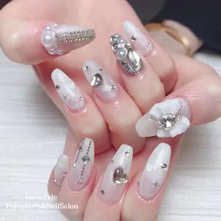 ミディアム ネイル 🐾enen style 🐾のネイルデザイン