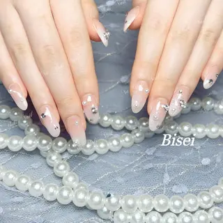 ネイル 🦋 Queenieのネイルデザイン
