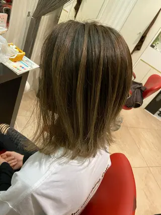 ショート カラー 【育休中】EARTH 荒井店HARUNAのヘアスタイル