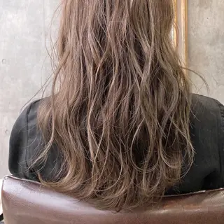 セミロング カラー ヘアアレンジ 【ダメージレス施術】 【透明感】北村 拓也のヘアスタイル