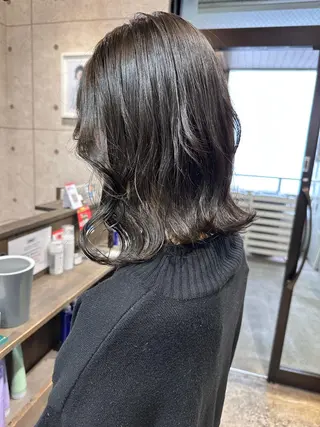 ミディアム カラー 遠藤沙也加 /レイヤーカットのヘアスタイル