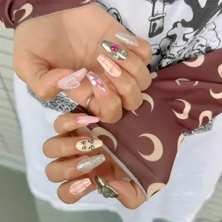 ロング yuka ⭐︎のネイルデザイン