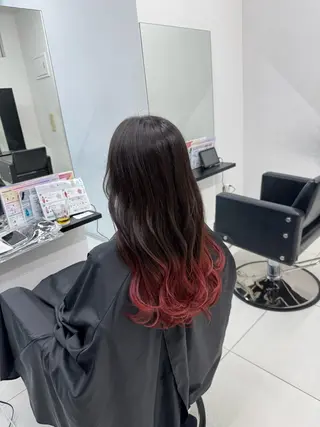 ロング カラー ブリーチカラー 安田海音のヘアスタイル