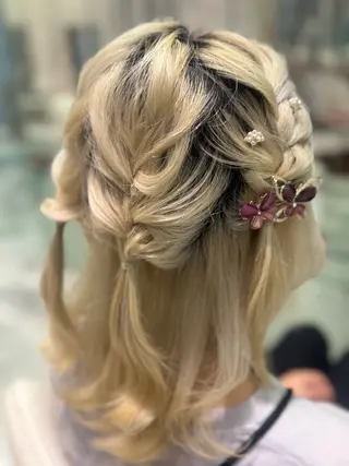ミディアム ヘアアレンジ 白髪ぼかしハイライト ⭐️こばやしみかのヘアスタイル