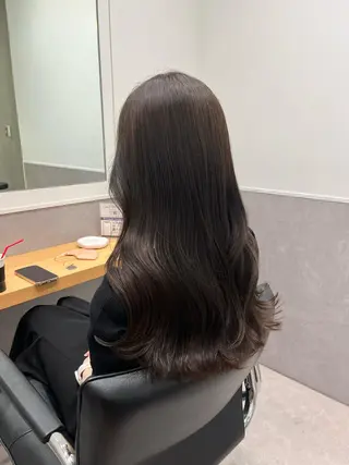 ロング カラー 𝒢𝒾𝓇𝓁𝓎 ⑅　𝓎𝓊𝓀𝒶のヘアスタイル