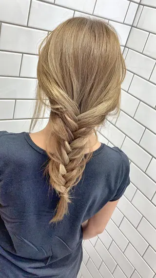 カラー ヘアアレンジ TAKAHASHI LEAPSのヘアスタイル