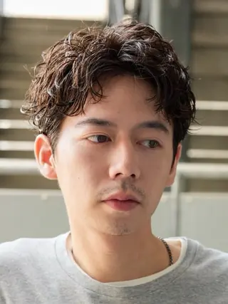 パーマ メンズ 白井 世那のヘアスタイル