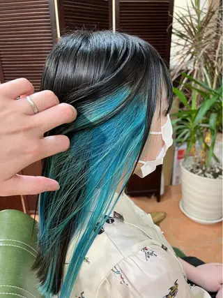 ロング カラー 石井 佑樹のヘアスタイル