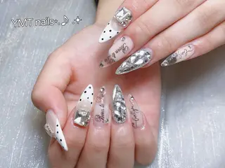 ネイル YMT__ Nailsのネイルデザイン